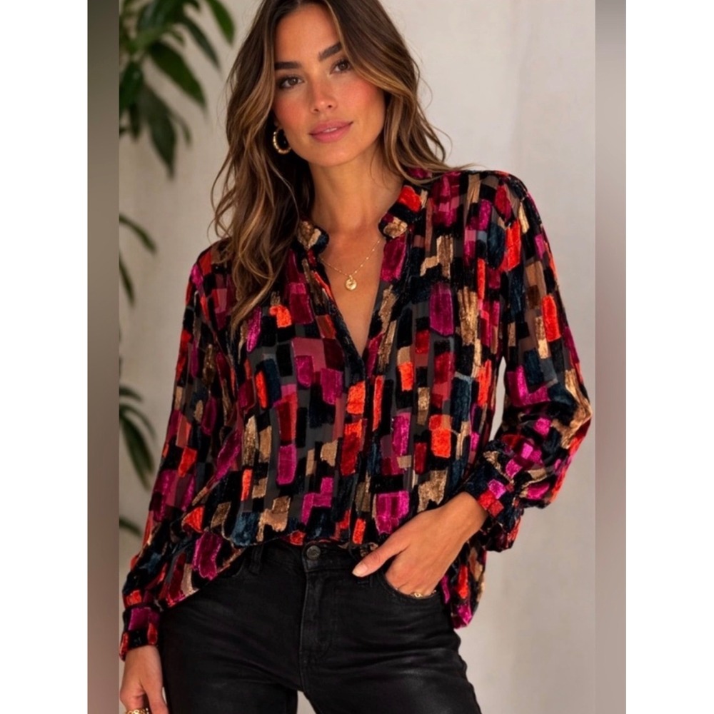 Alice + Olivia Blouse Eloise Geometric Multicolor Silk Velvet Burnout fits Large